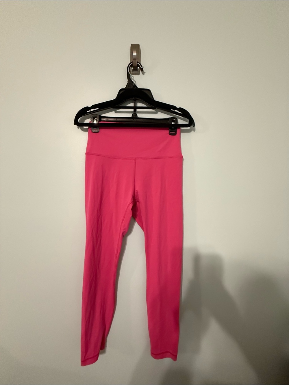 Hey Nuts leggings in bubble gum pink size medium